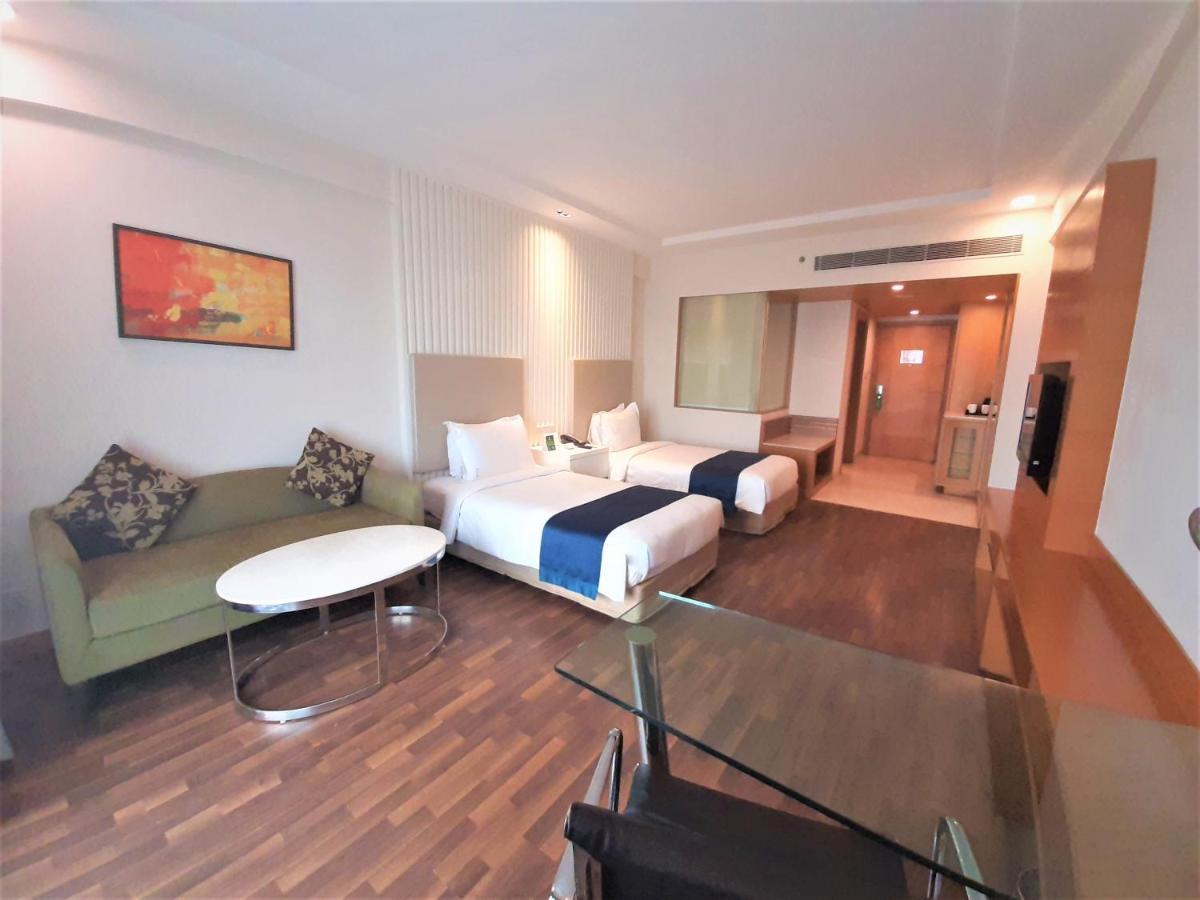 Holiday Inn Amritsar Ranjit Avenue By Ihg Экстерьер фото