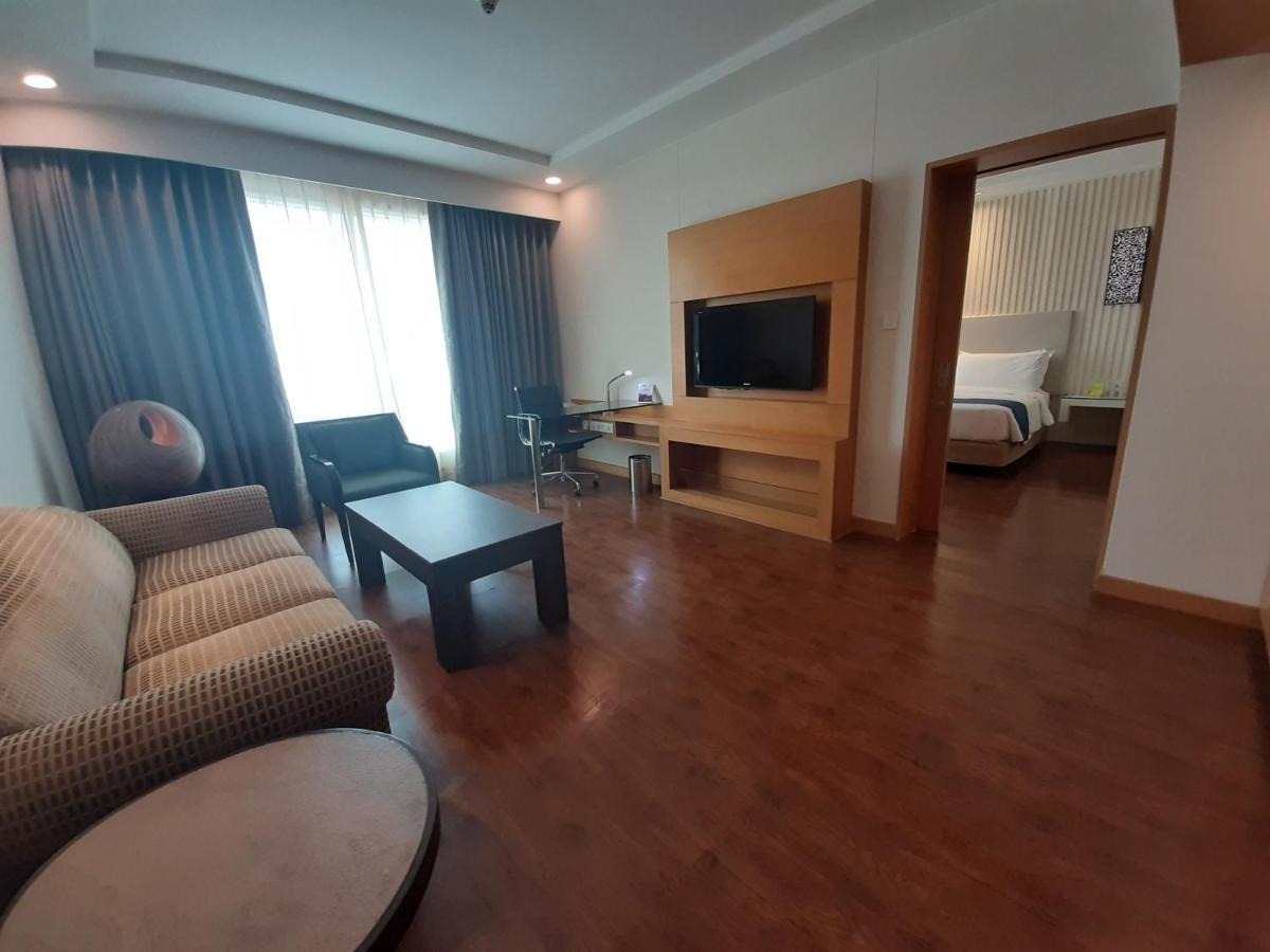Holiday Inn Amritsar Ranjit Avenue By Ihg Экстерьер фото
