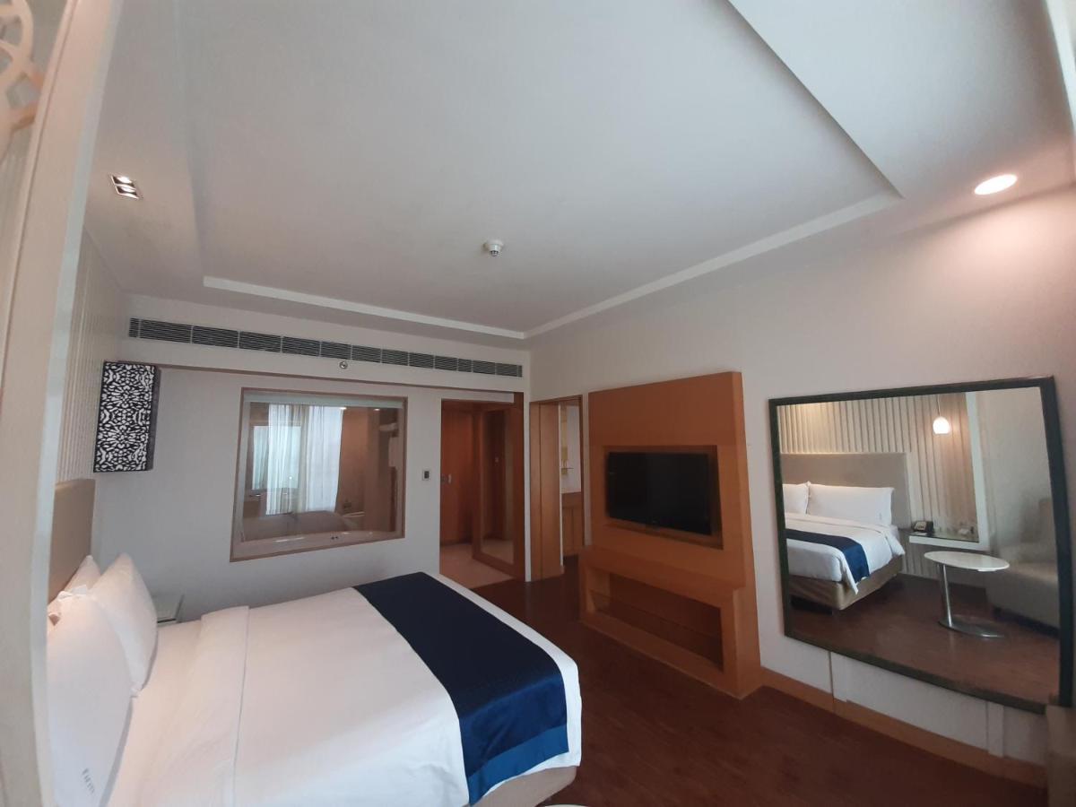 Holiday Inn Amritsar Ranjit Avenue By Ihg Экстерьер фото