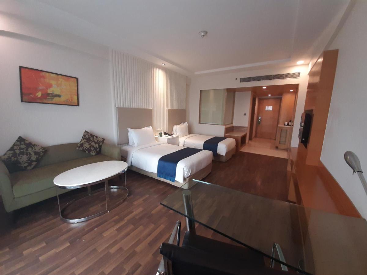 Holiday Inn Amritsar Ranjit Avenue By Ihg Экстерьер фото